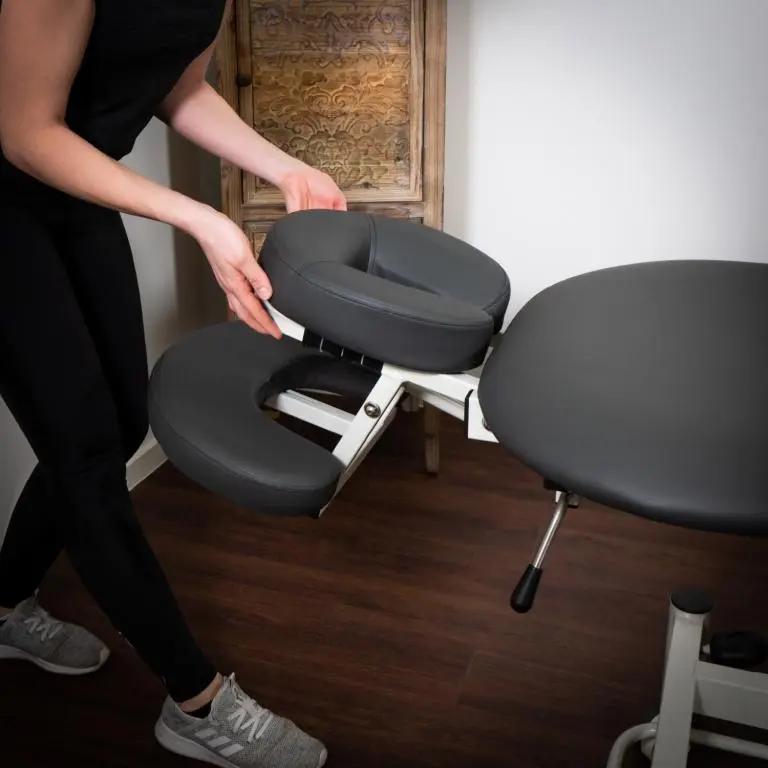 Coinfycare elektrische Massageliege Berlin, 3 Segmente, Anwendung, Kopfstütze