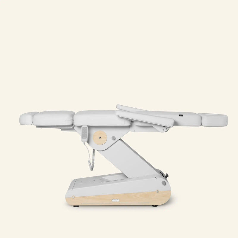 Kosmetikliege NAGGURA - SWOP B4 Pro Beauty Naggura