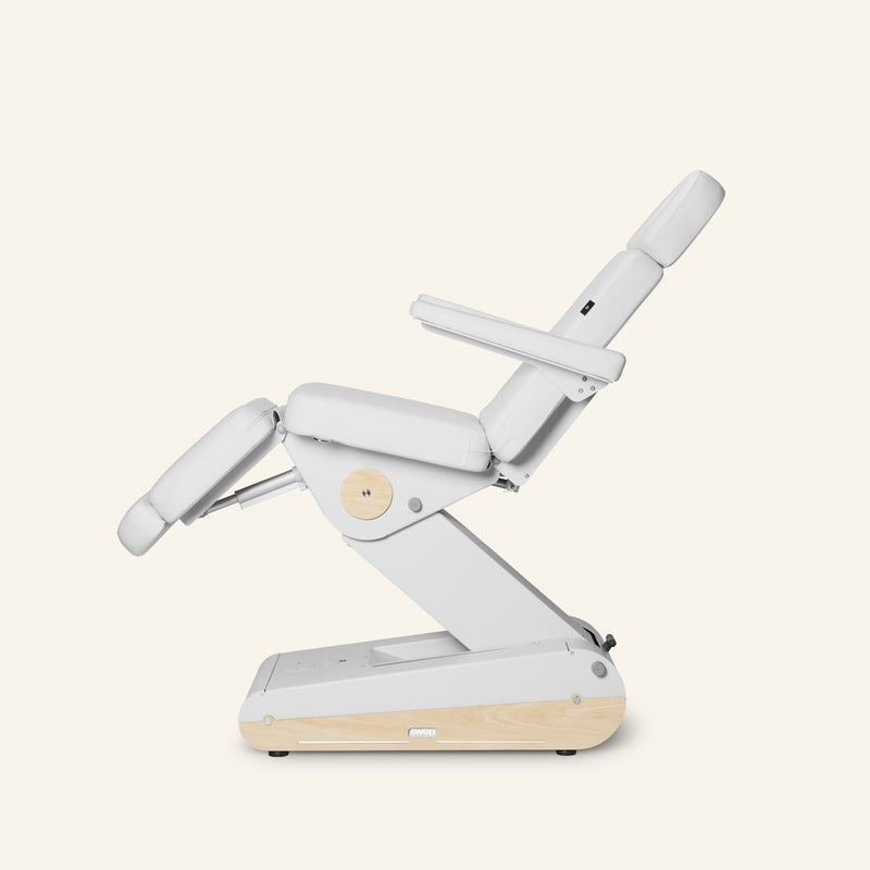 Kosmetikliege NAGGURA - SWOP B4 Pro Beauty Naggura