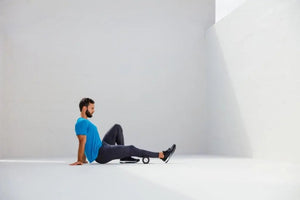 Blackroll Booster Set Slim, Vibrationsmassage Rolle, Anwendungsbeispiel Wade