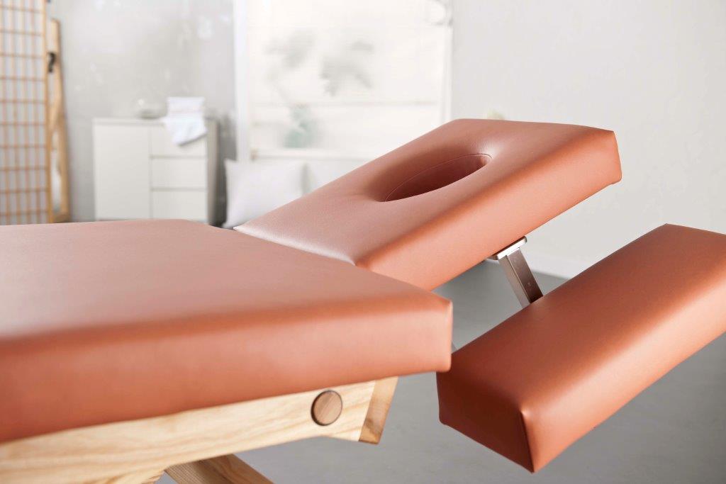 Falkner Sir Henry Massageliege aus Holz, Oberfläche Natur, Fußteil