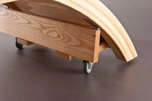 Falkner Sir Henry Massageliege aus Holz, Oberfläche Natur, Gestell, seitliche Ansicht