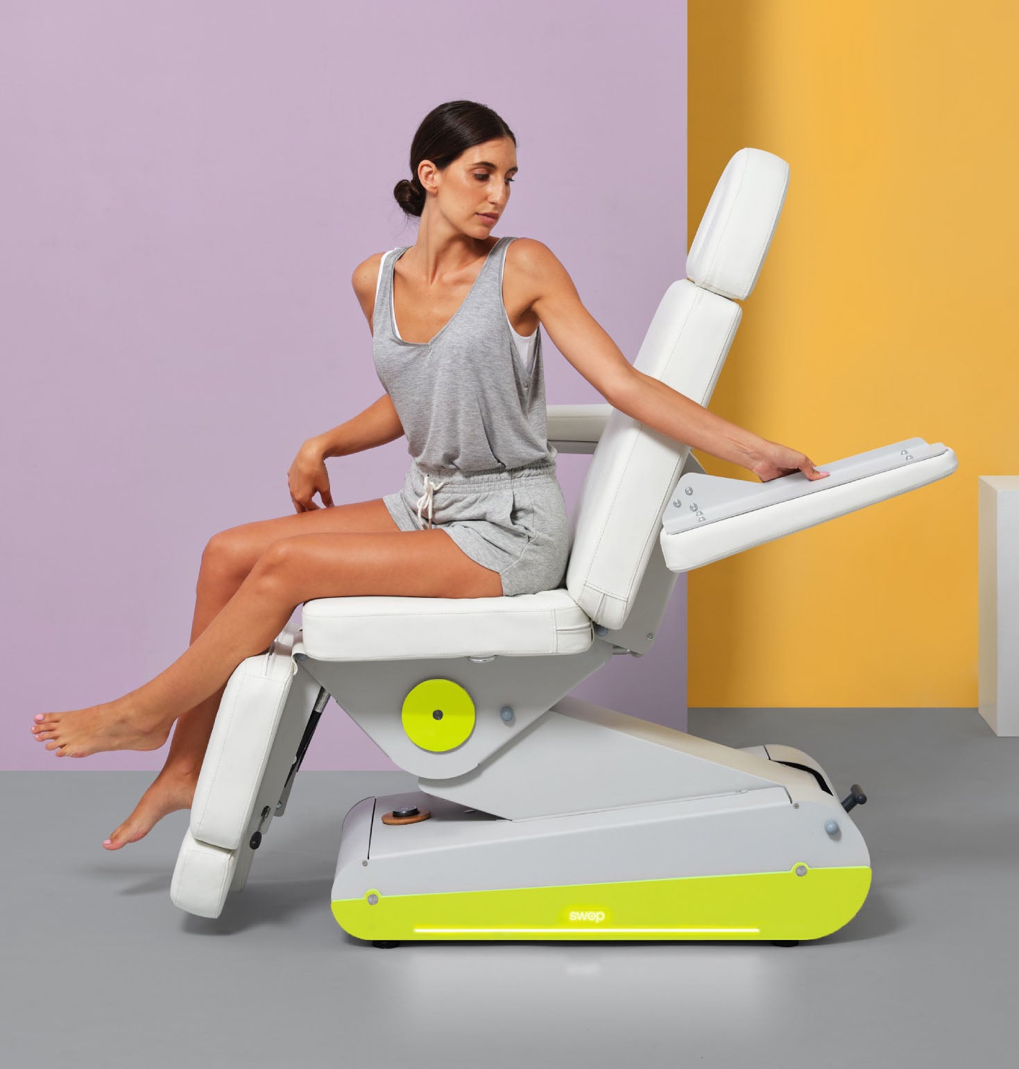 Kosmetikliege NAGGURA - SWOP B4 Pro Beauty