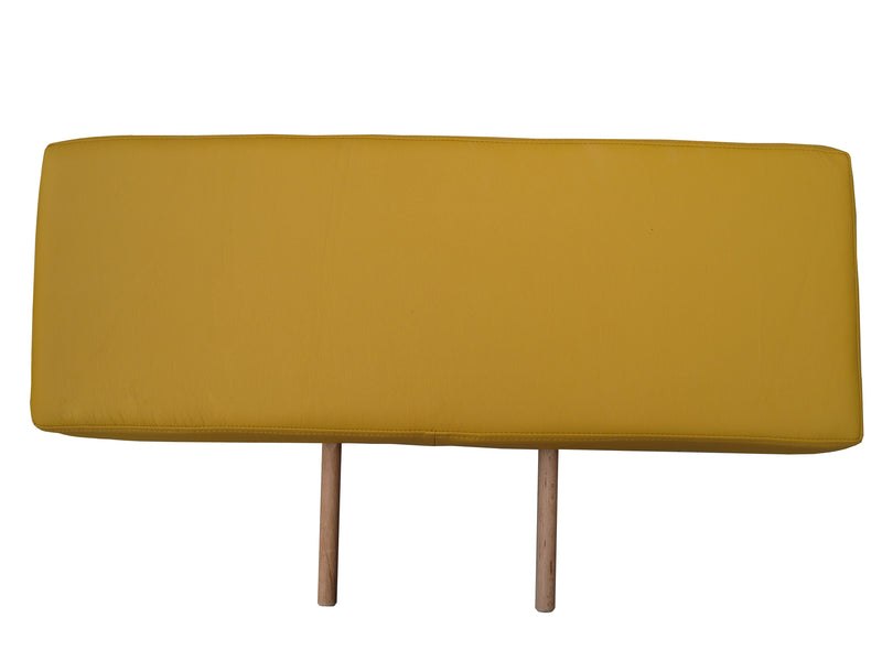 Zen footrest for massage tables