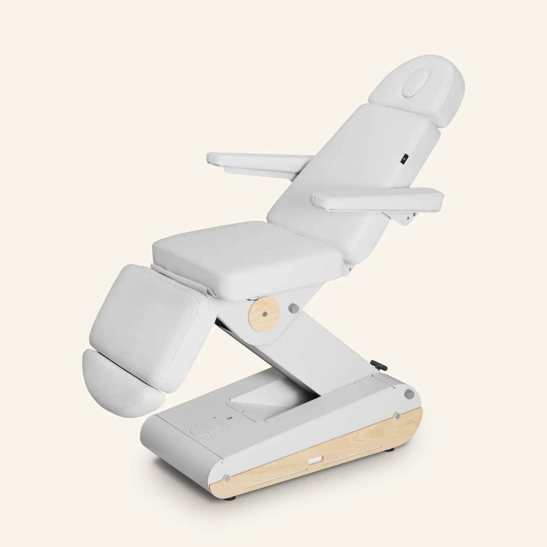 Kosmetikliege NAGGURA - SWOP B4 Pro Beauty Naggura