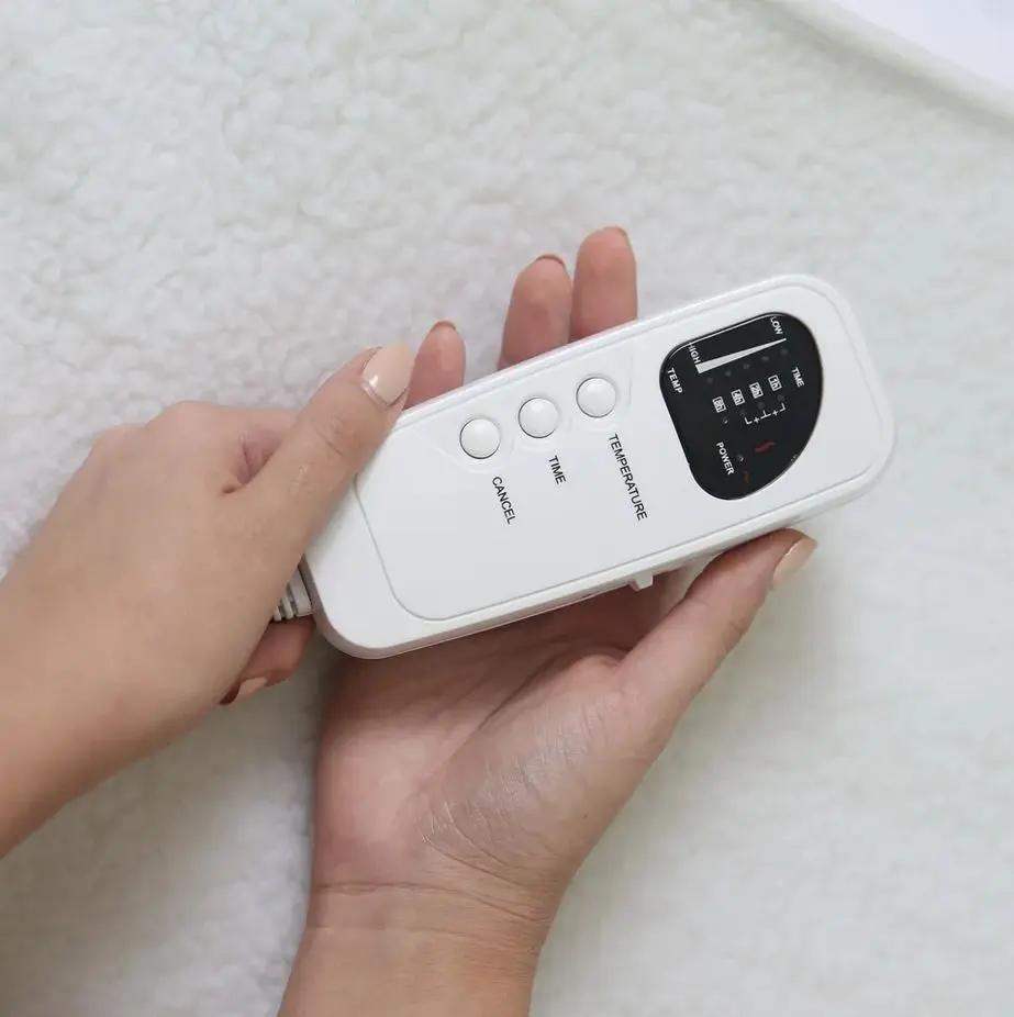 ZEN Deluxe Heizdecke für Behandlungsliegen ZEN MASSAGE WARE